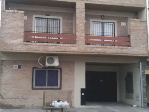 San Andrés: Departamento 2 ambientes 2º Piso por escalera