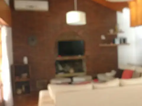 Casa 4 ambientes con 4 baños