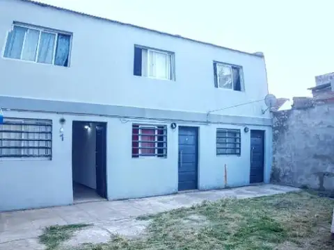 Casa y departamentos en venta en calle 138 bis entre 520 y 521