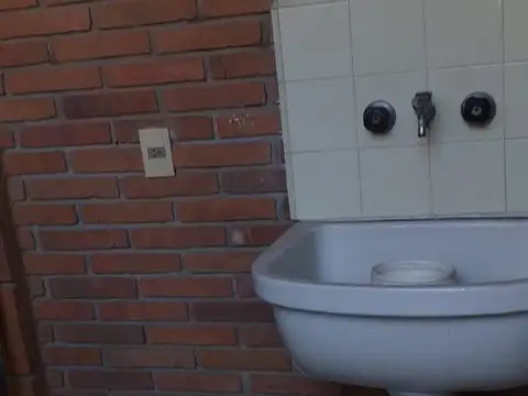 DOS AMBIENTES EN QUILMES CENTRO.