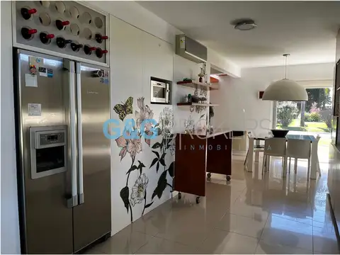 IMPECABLE CASA Barrio Privado