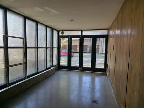 Casa 5 ambientes con 1 baño