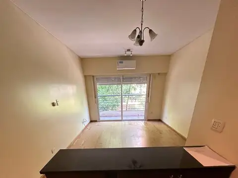 Mendoza 4800, Piso 1