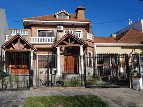 Chalet en Venta en Quilmes Oeste
