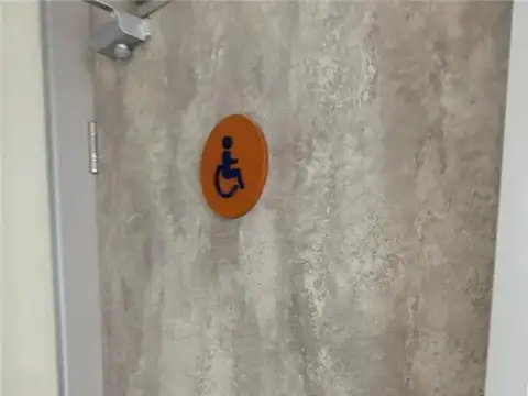 Oficina en Venta al Norte