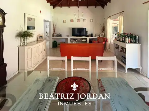 Casa en Venta en Las Lomadas, USD 260.000