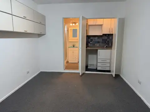 Tucumán 700, Piso 2