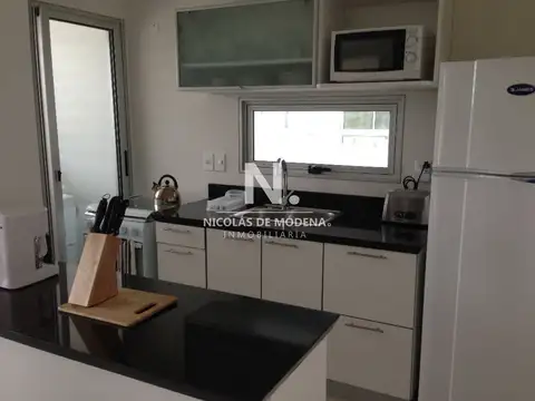 Apartamento en Venta de 1 dormitorio y medio en Av. Roosevelt , Punta del este