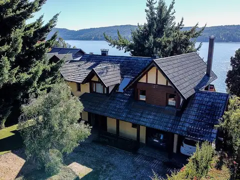 Casa con Costa de Lago Nahuel Huapi, Vistas increíbles al Amanecer. Excelente mantenimiento