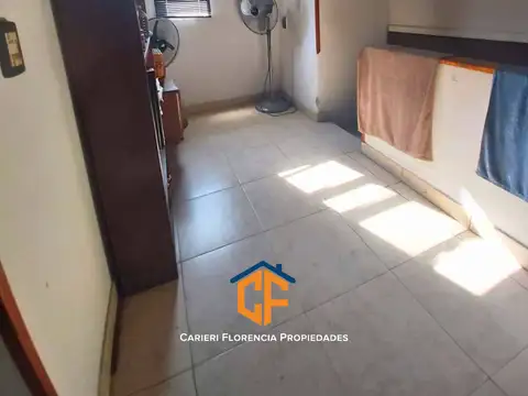 CASA EN LOTE PROPIO DE 4 AMBIENTES, EN VENTA Y BUEN ESTADO