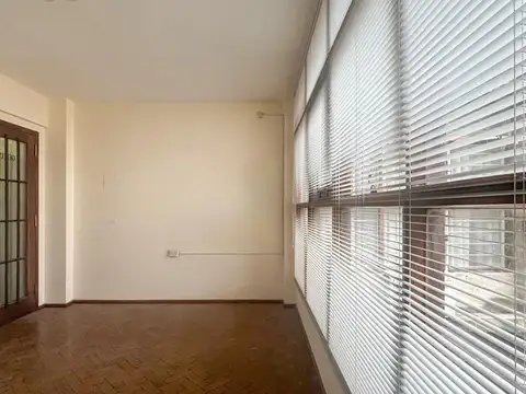 Oficina en Venta 60 años