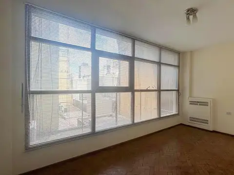 VENTA – Oficina comercial - Zona Centro - Rosario.