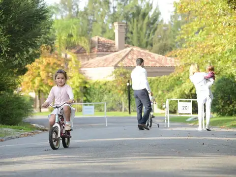 Terreno en Venta 23  mts Frente