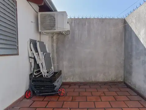 Depto Tipo Casa 2 ambientes con 1 baño