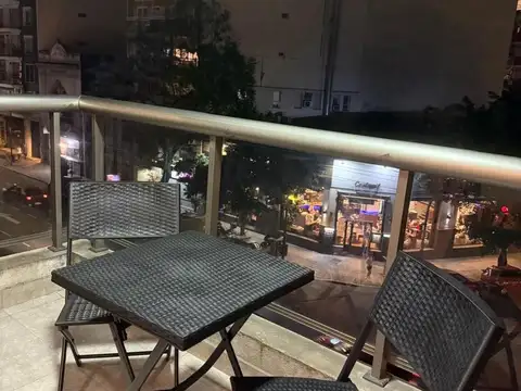 Teniente General Eustaquio Frías y Avenida Corrientes