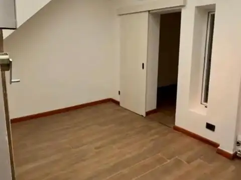 DEPTO. DE PASILLO 2 DORMITORIOS EN ALQUILER 