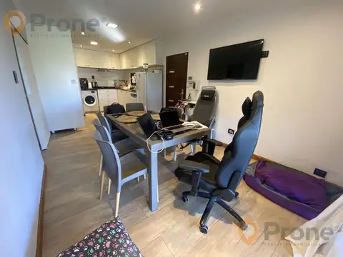 VENTA CASA DE CALIDAD 2 DORMITORIOS CON PILETA EN PUNTA CHACRA