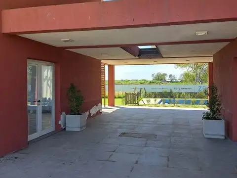 Terreno en Venta 20  mts Frente