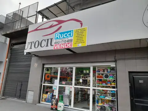 Av Gral E Mosconi 1800