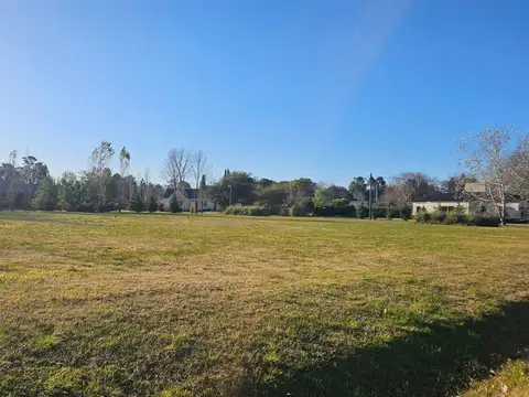 Lote/terreno 3026m2 en venta en Country Club Los Cerrillos, Manzanares, Pilar