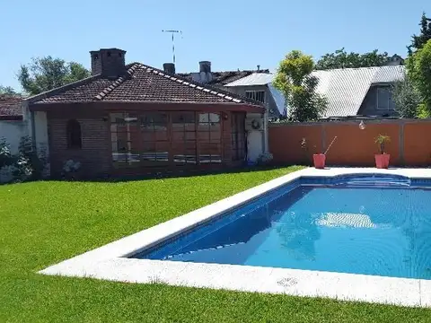 Casa en Venta en Carapachay, USD 450.000