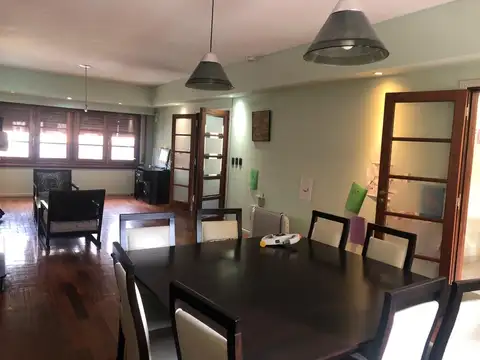 Casa en Alquiler en Martinez, USD 3.500