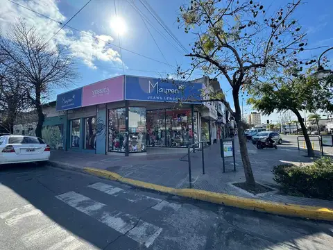 Local en Venta 25 años