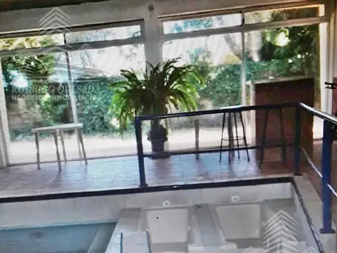 Hotel en Venta 50 años