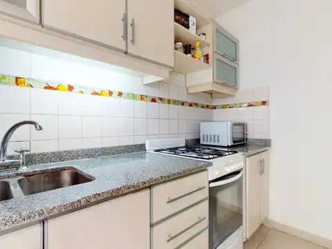 Casa en Alquiler con 1 cochera