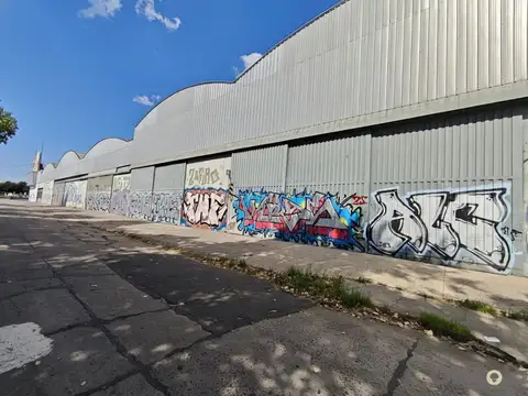 Alquiler Galpon 8000 m2 en Merlo