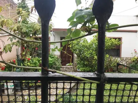 Pasaje 62 (ex. Sargento Cabral) al 1000