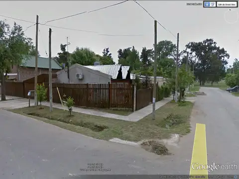 CHALET CON CERCO DE MADERA Bº LAS HERMANAS, GUTIERREZ.