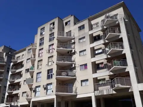 Domingo Faustino Sarmiento 1000, Piso 3