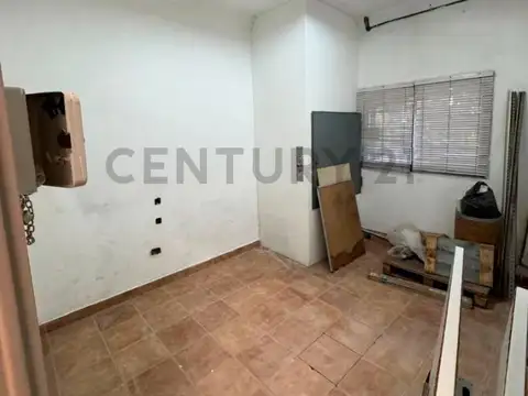 Local en Venta en Saavedra, USD 280.000