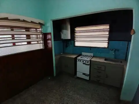 Casa en Alquiler en Caseros, $ 900.000