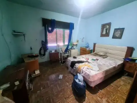 2 VIVIENDAS EN LOTE 12,99 X 17,32, C/PATIO Y ENTRADA DE AUTO