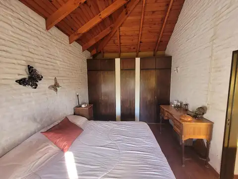 Casa en Venta con parque - Villa Elisa