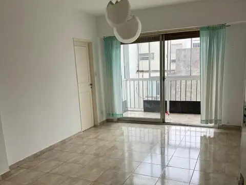 Departamento en Alquiler 42 años