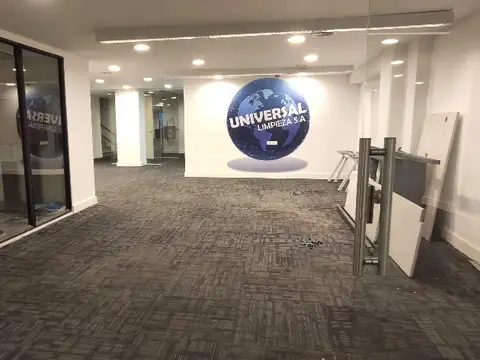 Esmeralda 1000, Piso 1