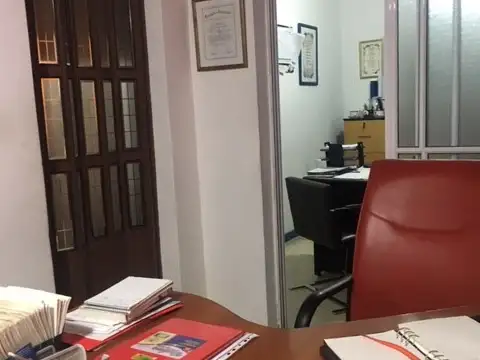 PH AL FONDO EN 2 PLANTAS EN CASEROS