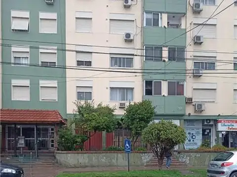 DEPARTAMENTO 3 DORMITORIOS - BANFIELD - OESTE, GRAN BS. AS. SUR