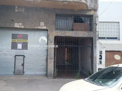 Excelente local en el partido de Avellaneda