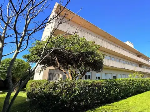 VENTA PH MONOAMBIENTE CON COCHERA - PUNTA MOGOTES