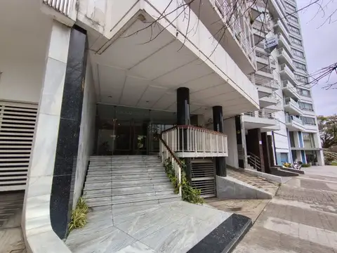 Av. de la Libertad 370 , Piso 7