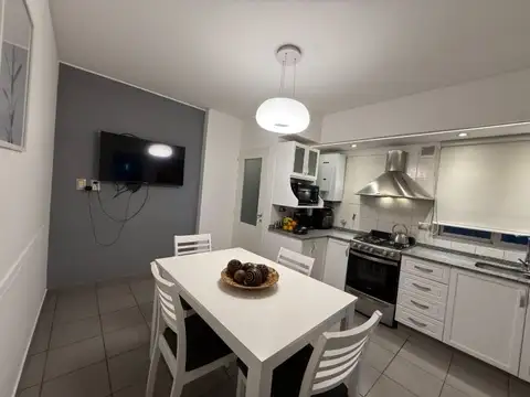 Departamento 5 ambientes con 3 baños