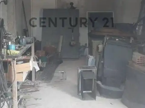 Galpon en Venta en Campos De Echeverria, USD 290.000