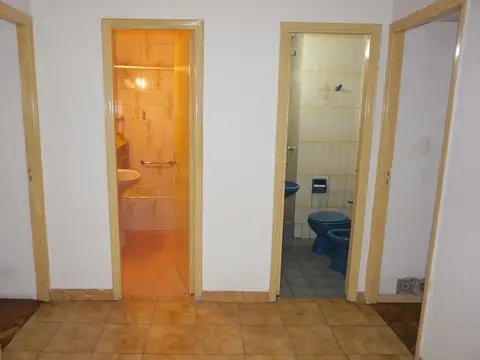 Departamento 4 ambientes con 2 baños