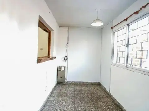 18 e/ 163 y 164 4100