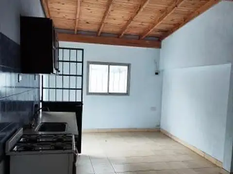 Depto Tipo Casa en Alquiler de 1 dormitorio