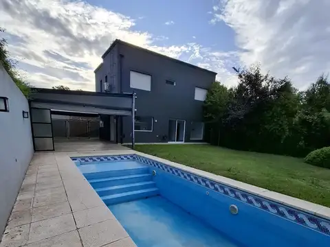 VENTA CASA 4 AMB B° CERRADO FRANCISCO ALVAREZ